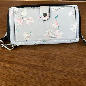 The Ultimate Wristlet Phone Case